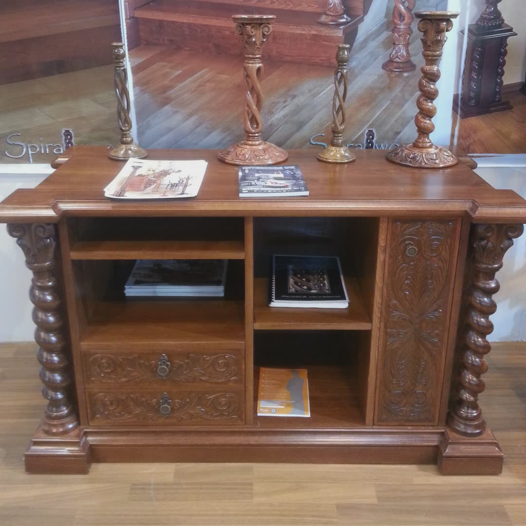 Solid Wood Sculpted Classic Commode