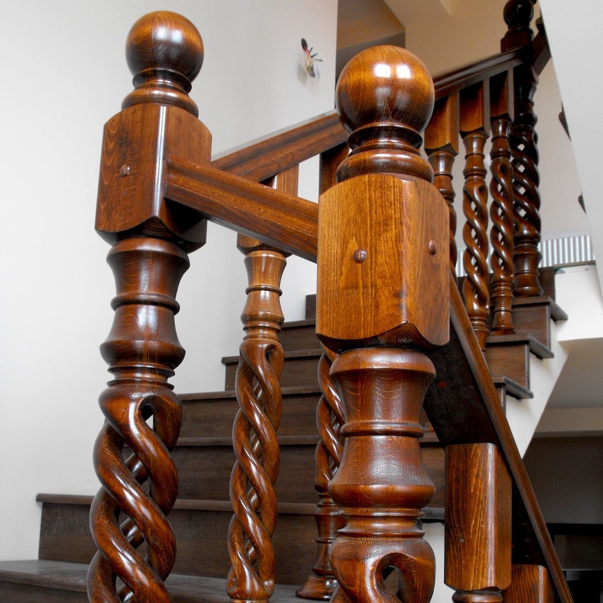 Spiral Newel SN