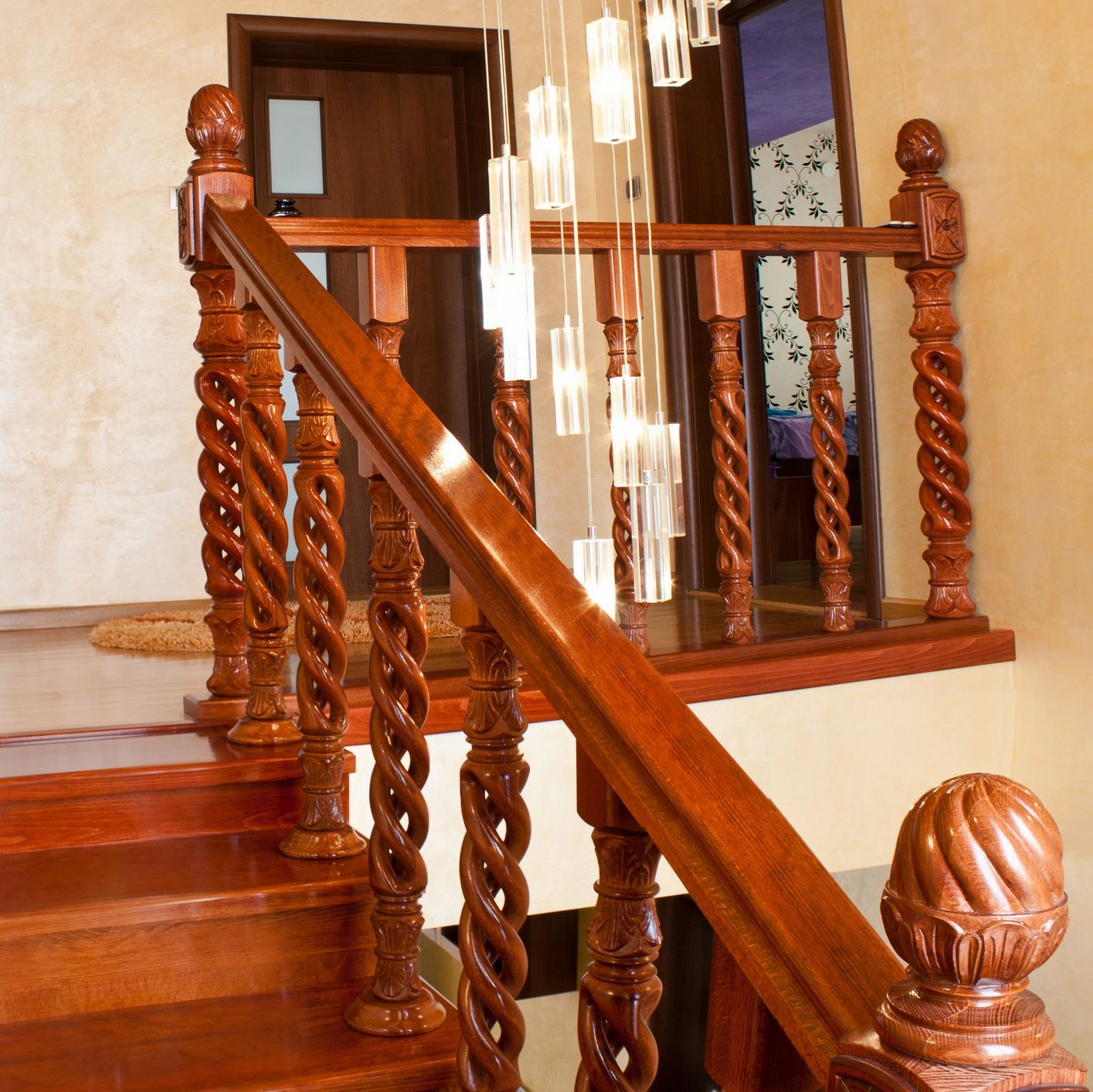 Spiral Baluster Carved SBC