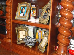 Solid Wood Bookcase with spiral columns