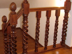 Spiral Newel with Carved Head SNCH